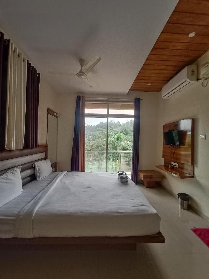 Hotel Oakwood Mahabaleshwar Exterior photo