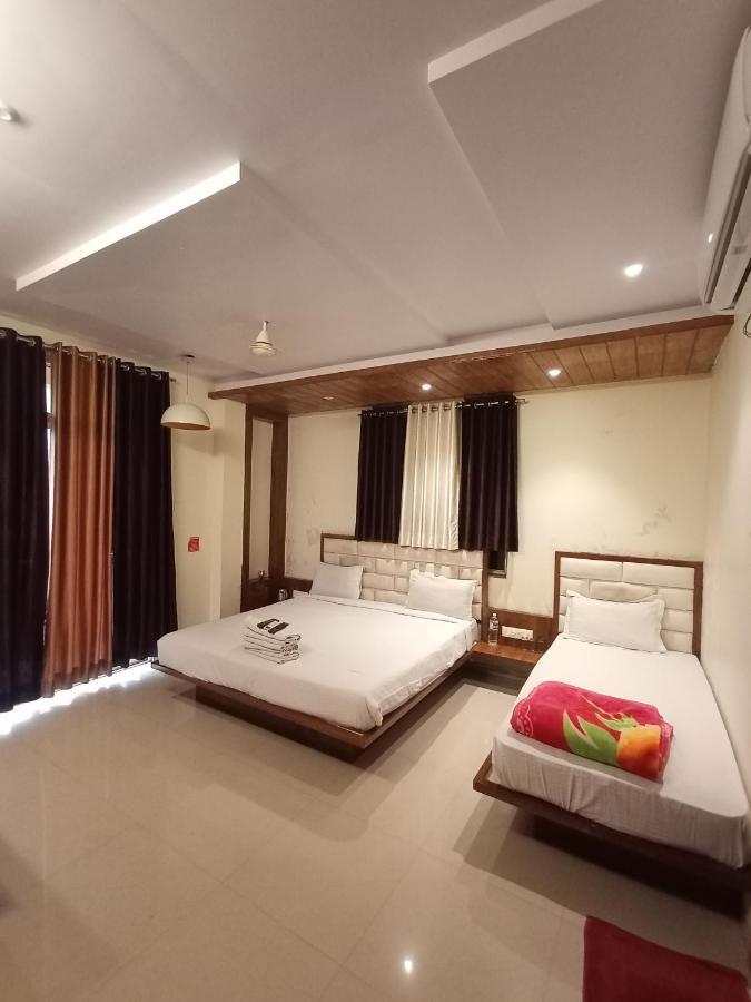 Hotel Oakwood Mahabaleshwar Exterior photo