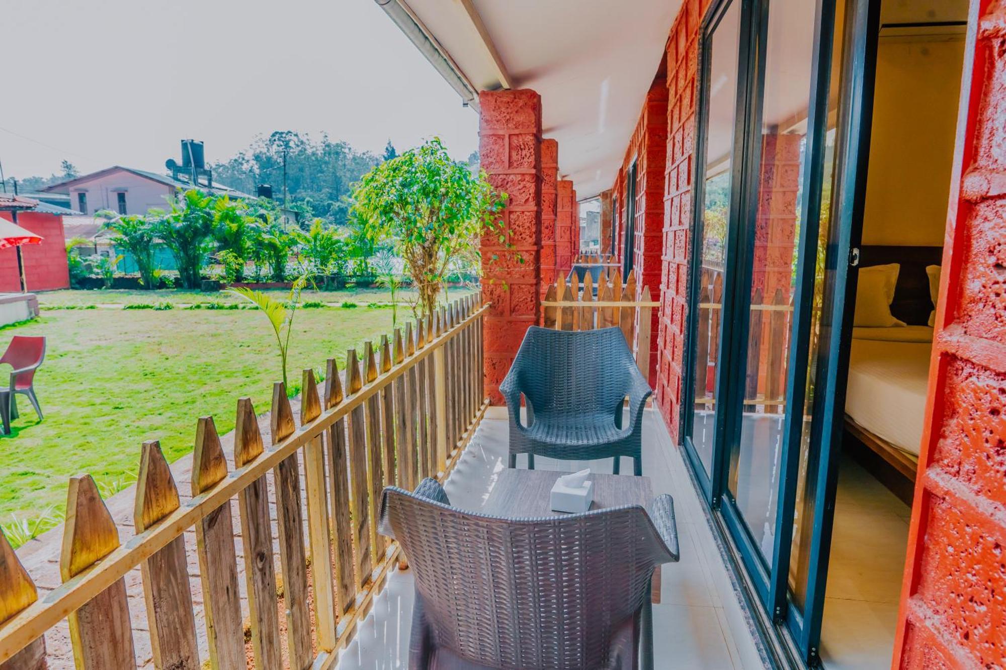 Hotel Oakwood Mahabaleshwar Exterior photo